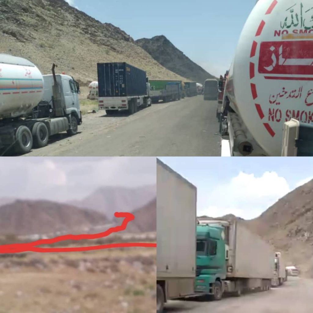 مأرب : 4 ألف ناقلة بضائع محتجزة في الجوبة .. البضائع معرضة للتلف والتجار يناشدون