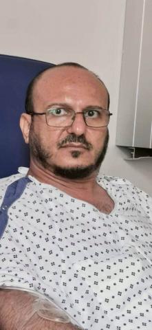 يحيى صالح يعلن عن دفع شركة تأمين لتكاليف عملية جراحية خضع لها .. واليمنيون يتساءلون “أين ذهبت ثروة العميد الملياردير “؟!