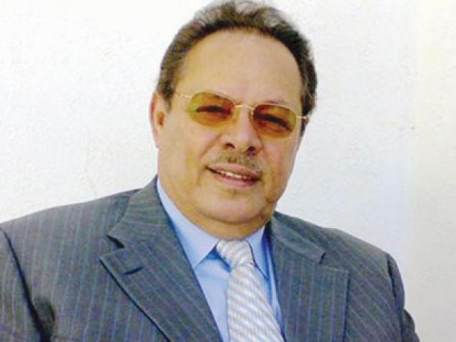 الرئيس علي ناصر محمد يعزي في وفاة الإعلامي المخضرم محمد علي سعد