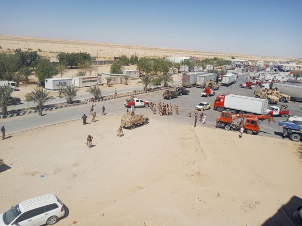 زيارة محافظ المهرة إلى منفذ شحن