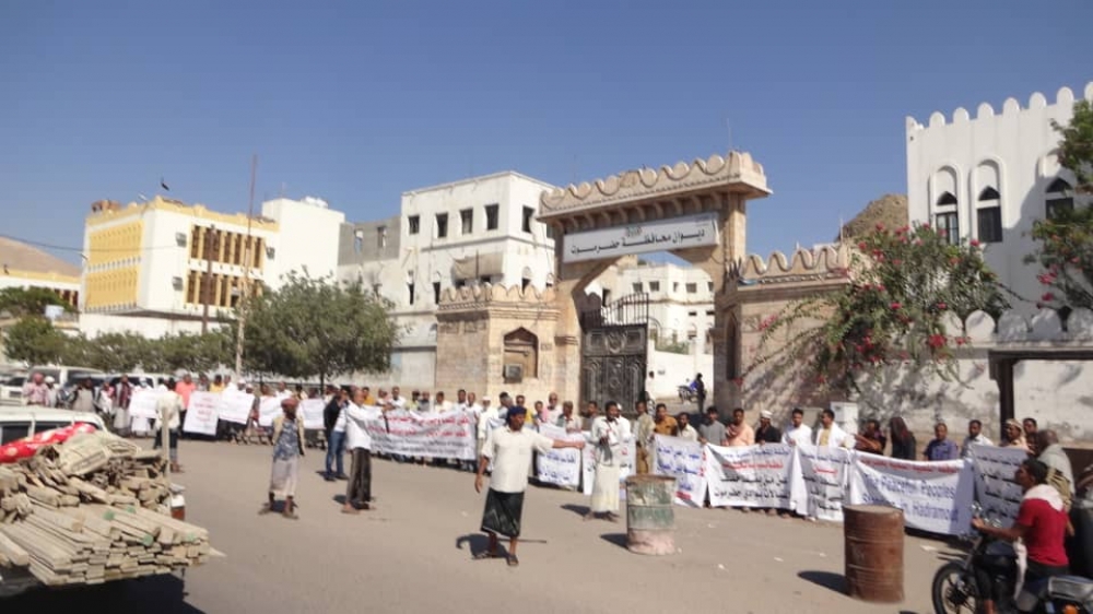 حضرموت: وقفة احتجاجية للأسبوع الثامن في المكلا