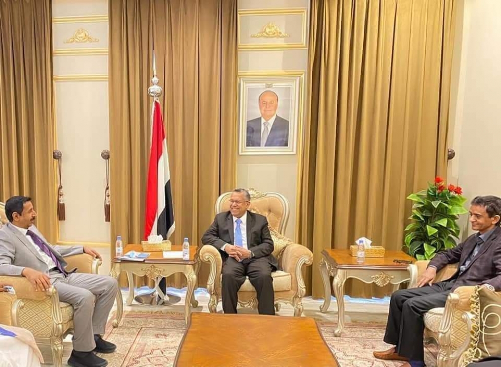 هكذا وصف قيادي في “الانتقالي” الثنائي بن دغر وبن عديو