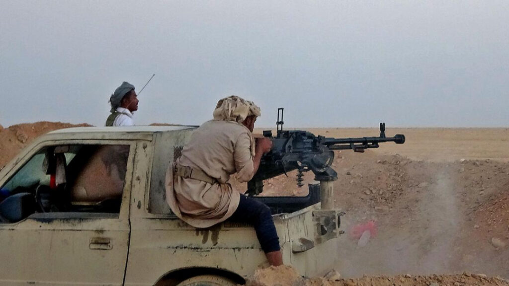 آخر التطورات .. شخصية خليجية بارزة تفجر مفاجأة مدوية وتكشف عن أولى المحافظات الجنوبية التي سيسقطها الحوثي بعد مأرب