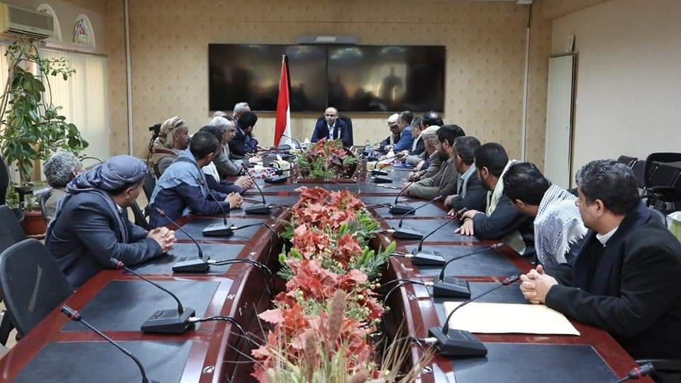 المشاط يكرم المحافظين التابعين لصنعاء  بمعايير غريبة والكل في المرتبة الأولى  .. المواطنون  : ” سلام الله على الصماد”