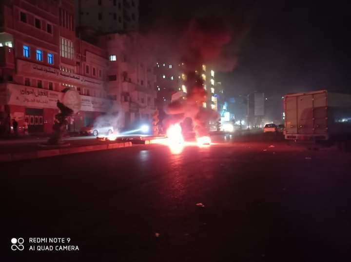 عاجل : عدن وحضرموت تشهدان انتفاضة شعبية واحتجاجات واسعة