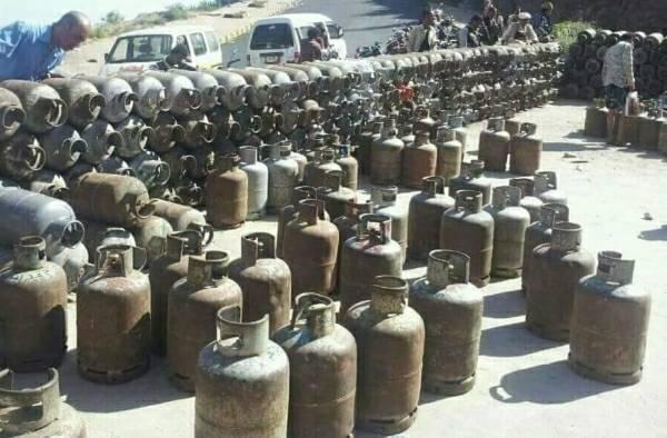 شركة الغاز بصنعاء تعلن عن استئناف بيع الغاز عن طريق العقال للمواطنين والمحطات للسيارات بهذه الأسعار