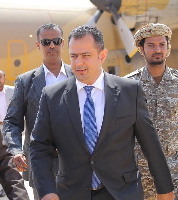 لماذا غادر رئيس وزراء حكومة الشرعية عدن الى الرياض
