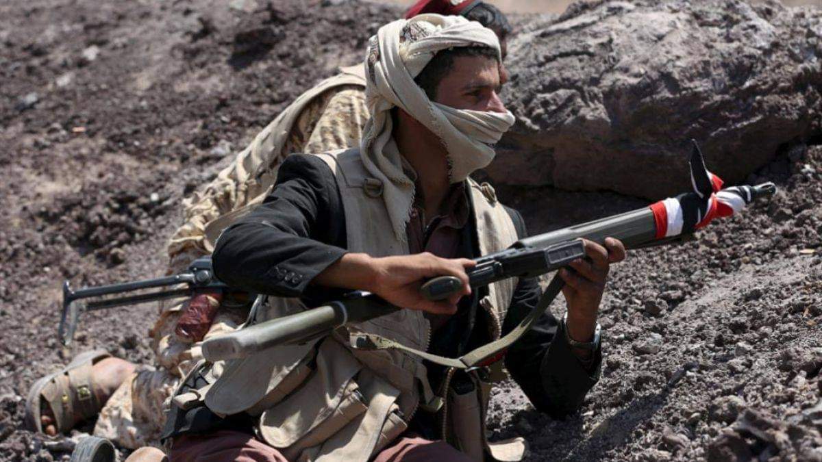 مأرب: الخناق يضيق على قوات الشرعية.. قوات الحوثي تواصل توغلها وسط غارات مقاتلات التحالف