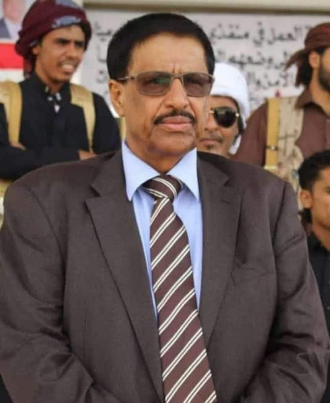 شيخ مشائخ سقطرى يبعث برقية عزاء في وفاة الشيخ عامر كلشات رئيس لجنة اعتصام المهرة