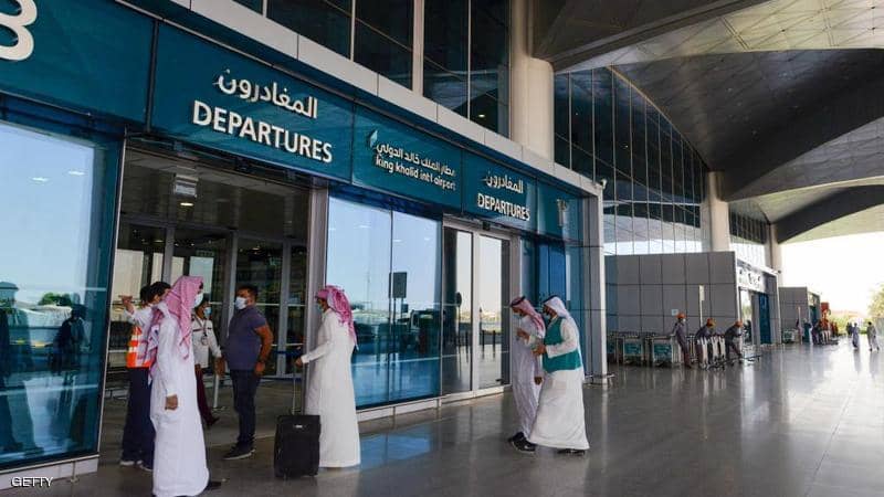 السعودية تعلن رفع الحظر وفتح المطارات والمنافذ امام المسافرين إبتداء من هذا التاريخ وبهذه الشروط