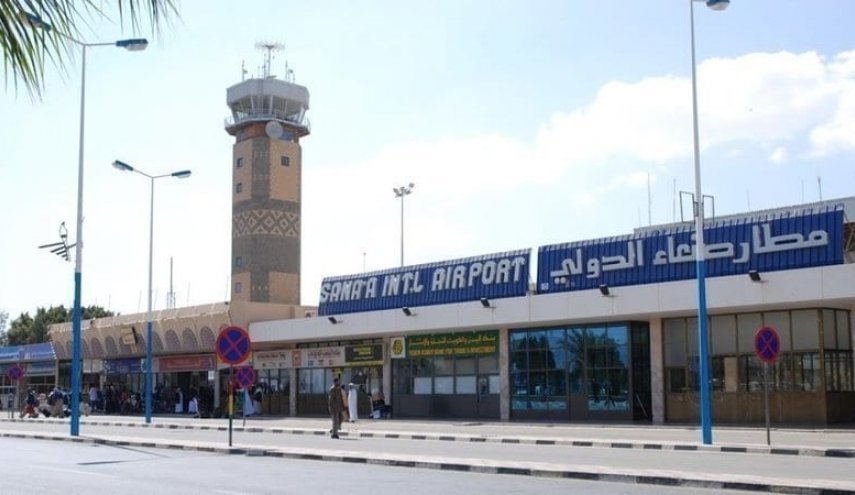 حتى المرضى.. مطار صنعاء لا يرحب بهم!