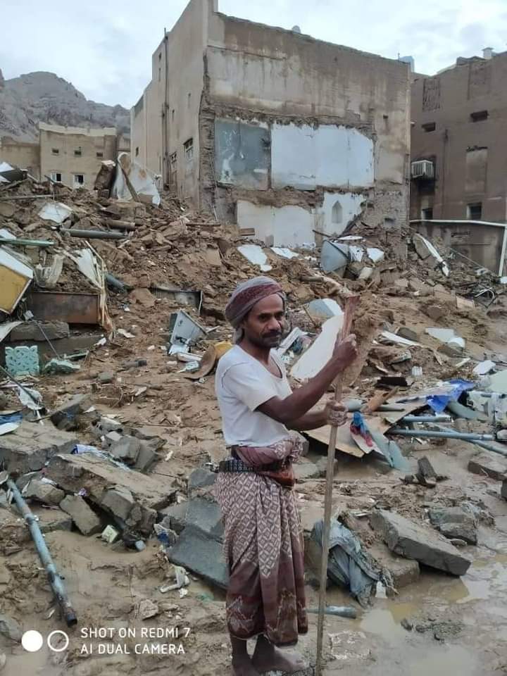 تدخل خارجي لإغاثة تريم وغرق العشرات في وادي حسان أبين (فيديو)