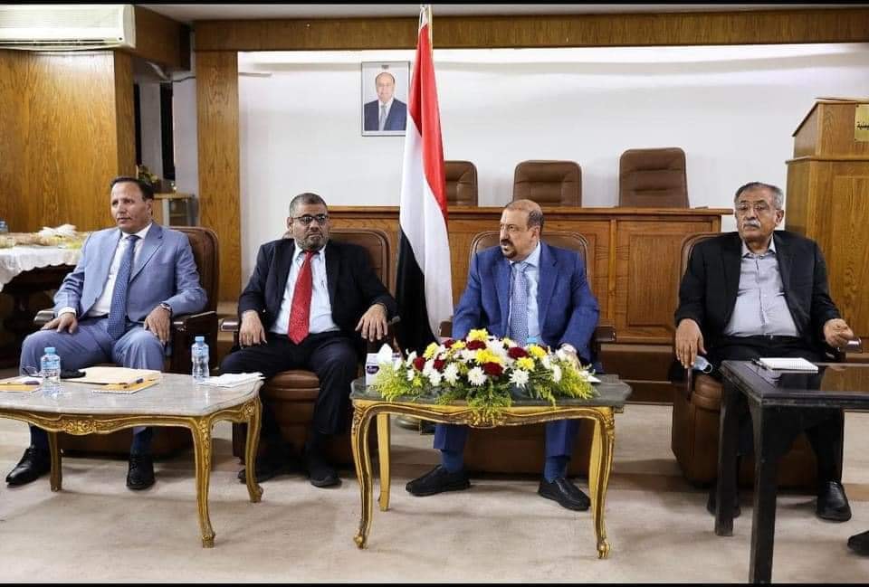 صحافي جنوبي: مجلس نواب هادي منتهي الصلاحية كشرعيته