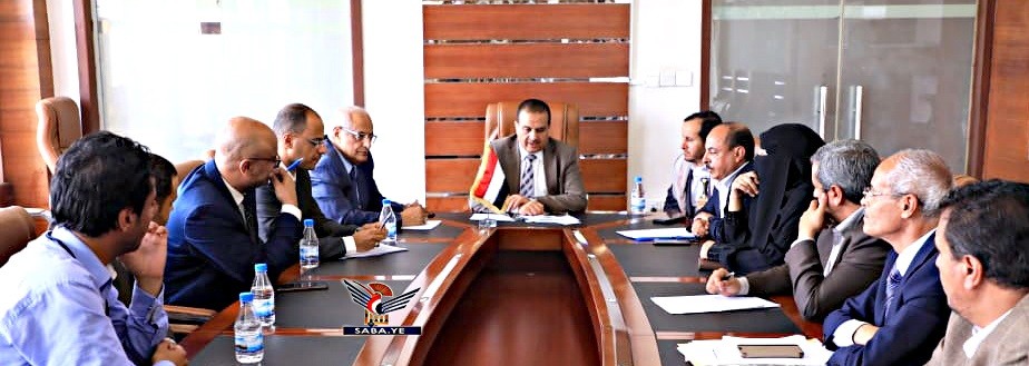 الحوثيون يباغتون الشرعية بسلاح غير متوقع  لمواجهة الألف ريال الجديدة  ” تفاصيل “