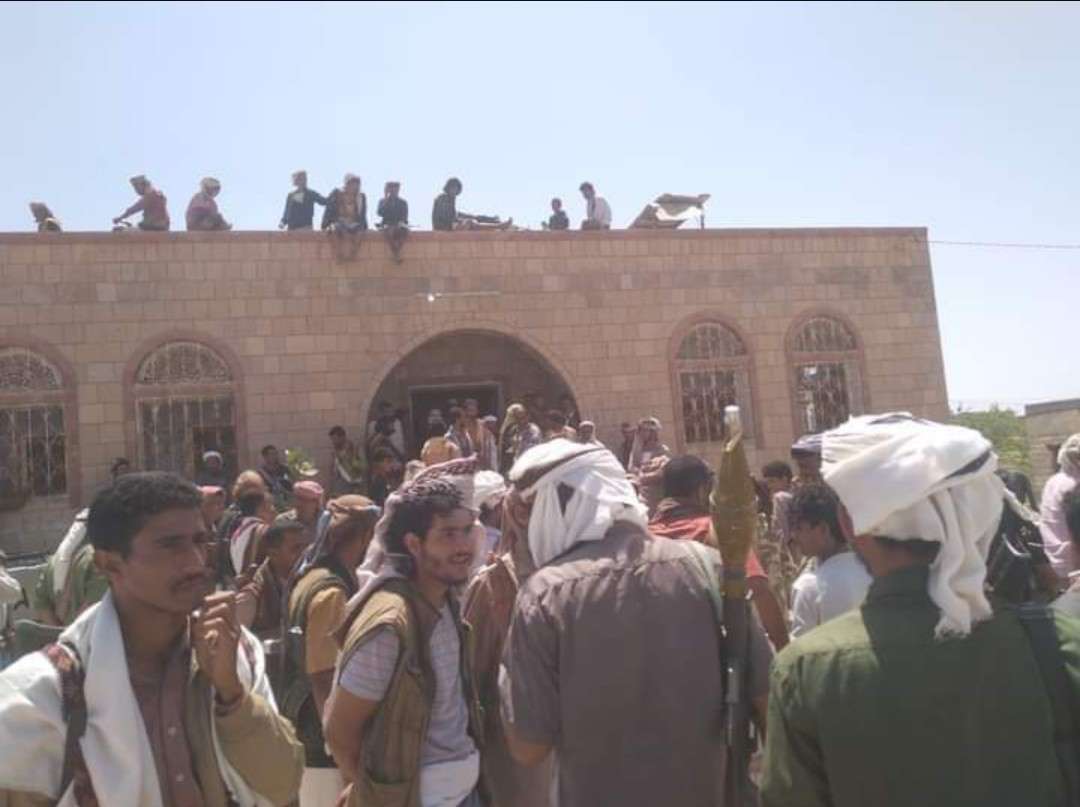 توتر شديد عقب فشل وساطة محلية في لودر