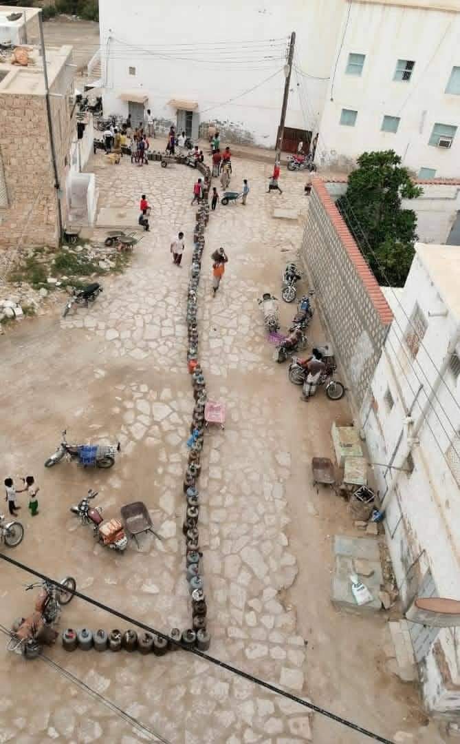 تعرف على سر أزمة الغاز في حضرموت والمحافظات الجنوبية