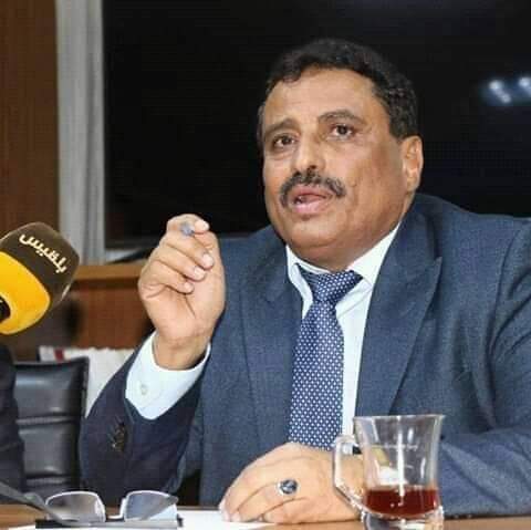 وزير في الشرعية للإنتقالي : لو معي مليار دولار لن يمسي رأس منكم في عدن