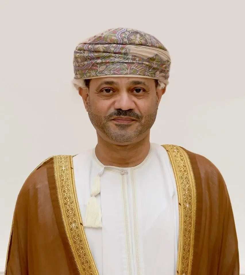 عمان تكشف عن إجماع يمني على وقف النار وتبشر باقتراب موعد الدفع بالعملية السياسية اليمنية
