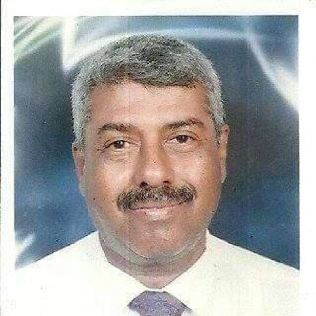 وفاة صحفي رياضي بارز بعد صراع مع المرض في عدن