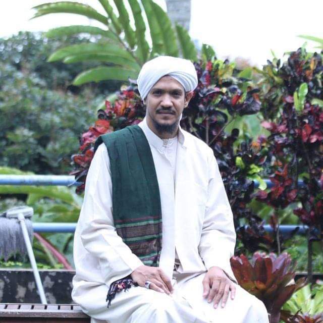 عاجل: اختطاف داعية حضرمي في مدينة تريم (صورة)