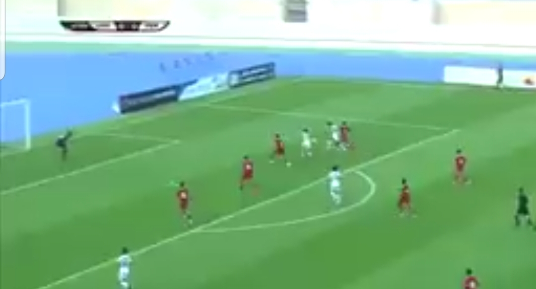 شاهد : هدف المنتخب اليمني الجميل في شباك المنتخب العماني