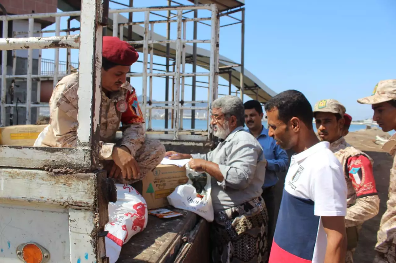 ضبط شحنة مكملات غذائية تالفة كانت في طريقها الى السوق السوداء بالعاصمة