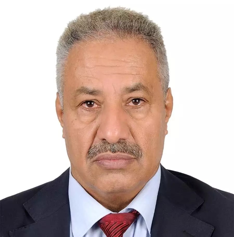 مدير البنك الأهلي بعدن يكشف اسباب التدهور الاخير في سعر صرف العملة الجديدة