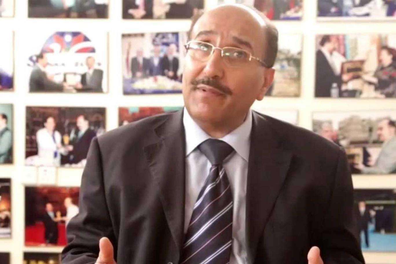 سياسي يمني … تغيير إدارة البنك المركزي لا تكفي وهذا ما يجب فعله لحل الأزمة الاقتصادية