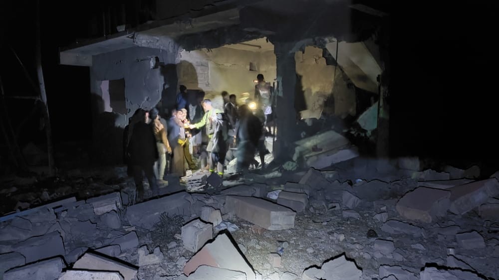 مقتل وإصابة ستة مواطنين بغارة لطيران التحالف في المحويت “أول صور للمكان المساهدف”
