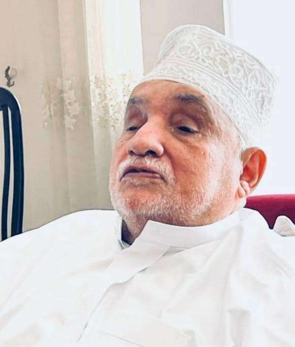 وفاة عضو مجلس الشورى ووزير الأوقاف اليمني