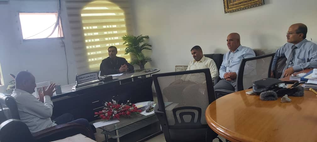 عدن: منسق مبادرتي التوطين والتعافي يبحث تعزيز شراكة المنظمات المحلية مع وزارة الصحة