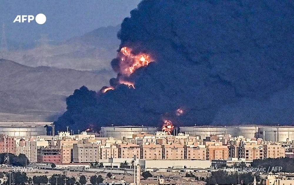ألوية الوعد الحق تصدر بيانا بشأن قصف الحوثيين للمنشآت السعودية وتدعوهم لاستهداف هذه الدولة