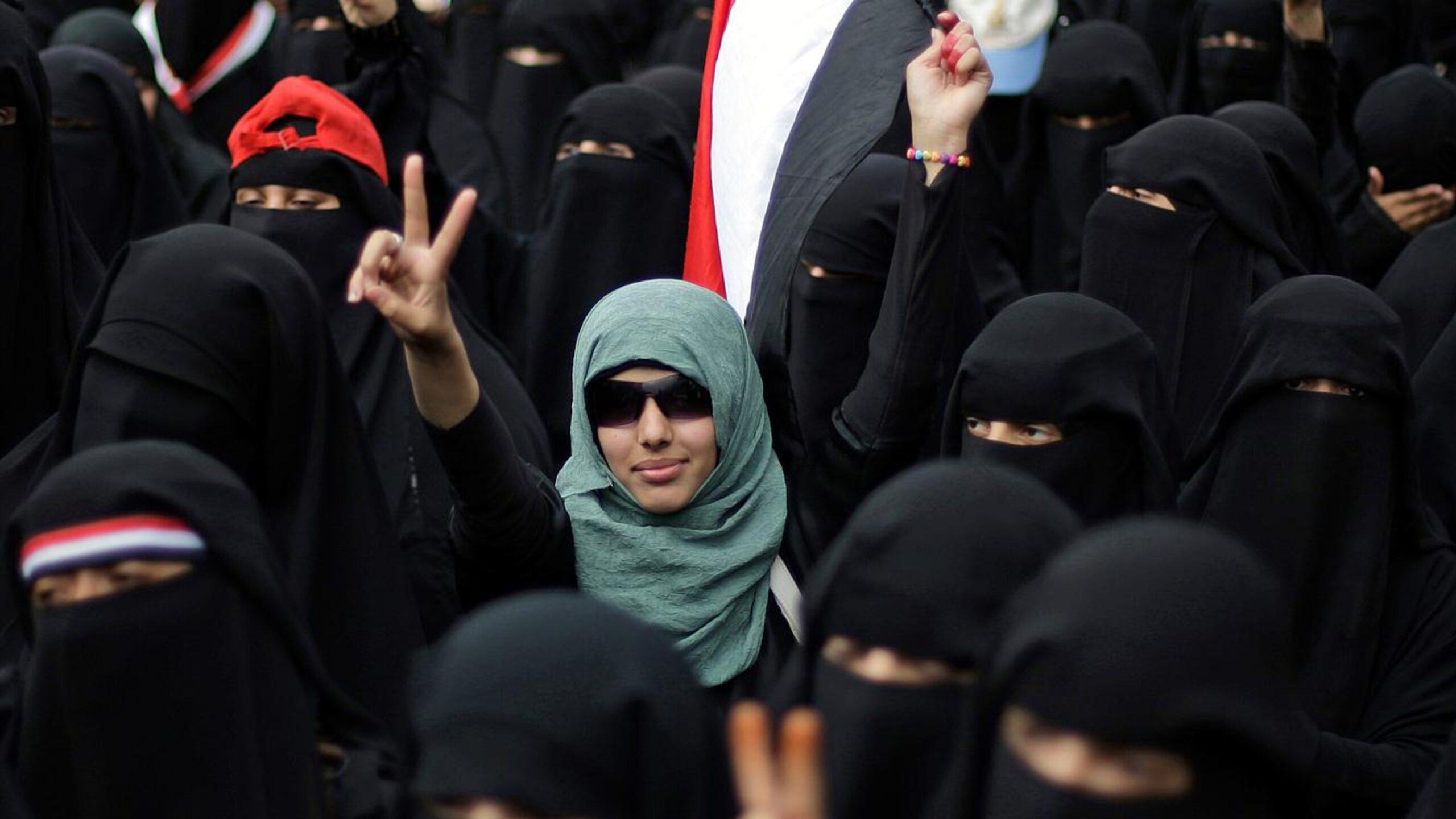 اليمن: ثقب في ماكنة السياسة