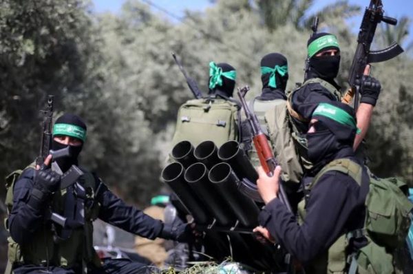 الرئيس السابق للإستخبارات البريطانية يصدم إسرائيل برأيه حول ” تدمير حماس “