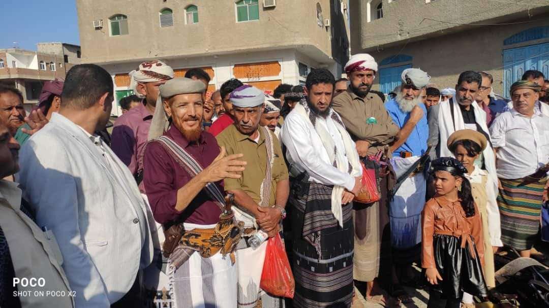 عدن : هكذا رد والد الطفلة القتيلة ” حنين البكري ” على وساطة قبلية للعفو عن القاتل 
