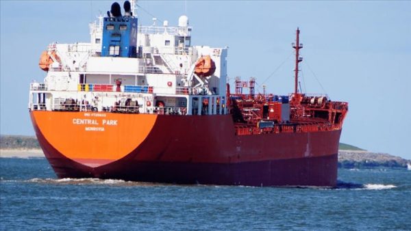 شركة ” zim ” الإسرائيلية تحول سفنها عن قناة السويس البحرية
