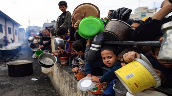 الصحة العالمية تدق ناقوس الخطر : سكان قطاع غزة يموتون من الجوع 
