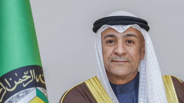 أمين عام مجلس التعاون الخليجي يبحث مع آل جابر الجهود السياسية لإنهاء الأزمة في اليمن 