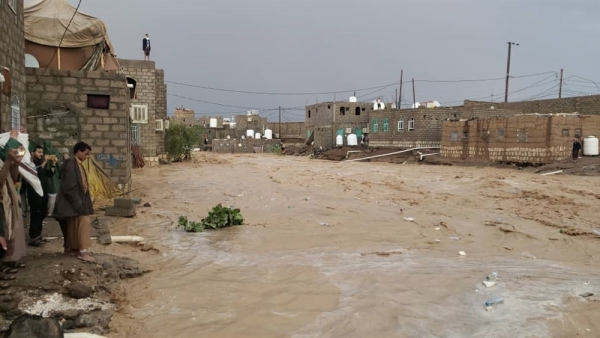 تأثيرات المنخفض الجوي تصل إلى محافظة يمنية 