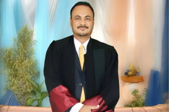 لعبة الصرف ..خذ منه وناوله … الى أين تذهب بنا حكومة عدن وبنكها المركزي..؟!