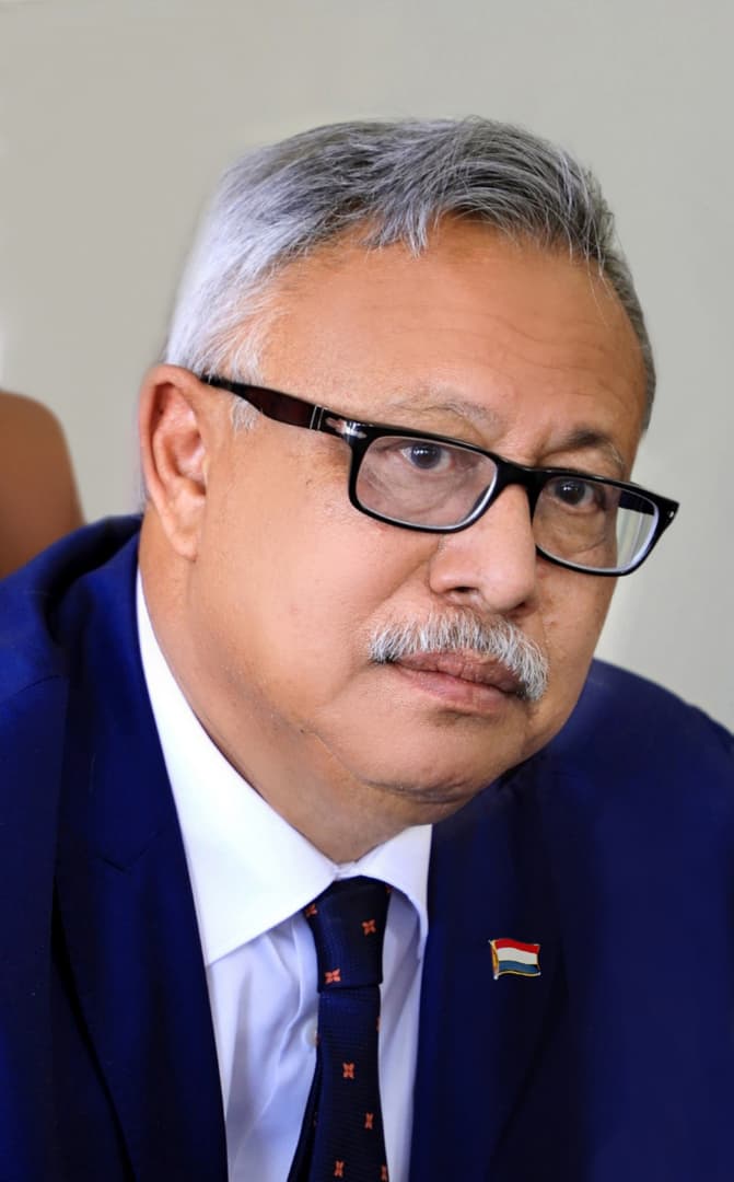 الشَّيخ/ زيد بن مُحمَّد أبو علي الذي خسرَهُ اليمنُ العظيمُ 