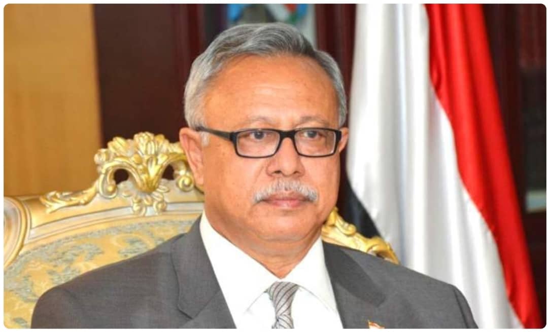 المجلسُ الانتقاليُّ الجنوبيُّ الإماراتيُّ يُعلِنُ حلَّ ذاتِه من مدينةِ الرياض، عاصمةِ المملكةِ العربيَّةِ السُّعوديّة ، وهي دولةُ العُدوانِ على الشَّعبِ اليمنيّ